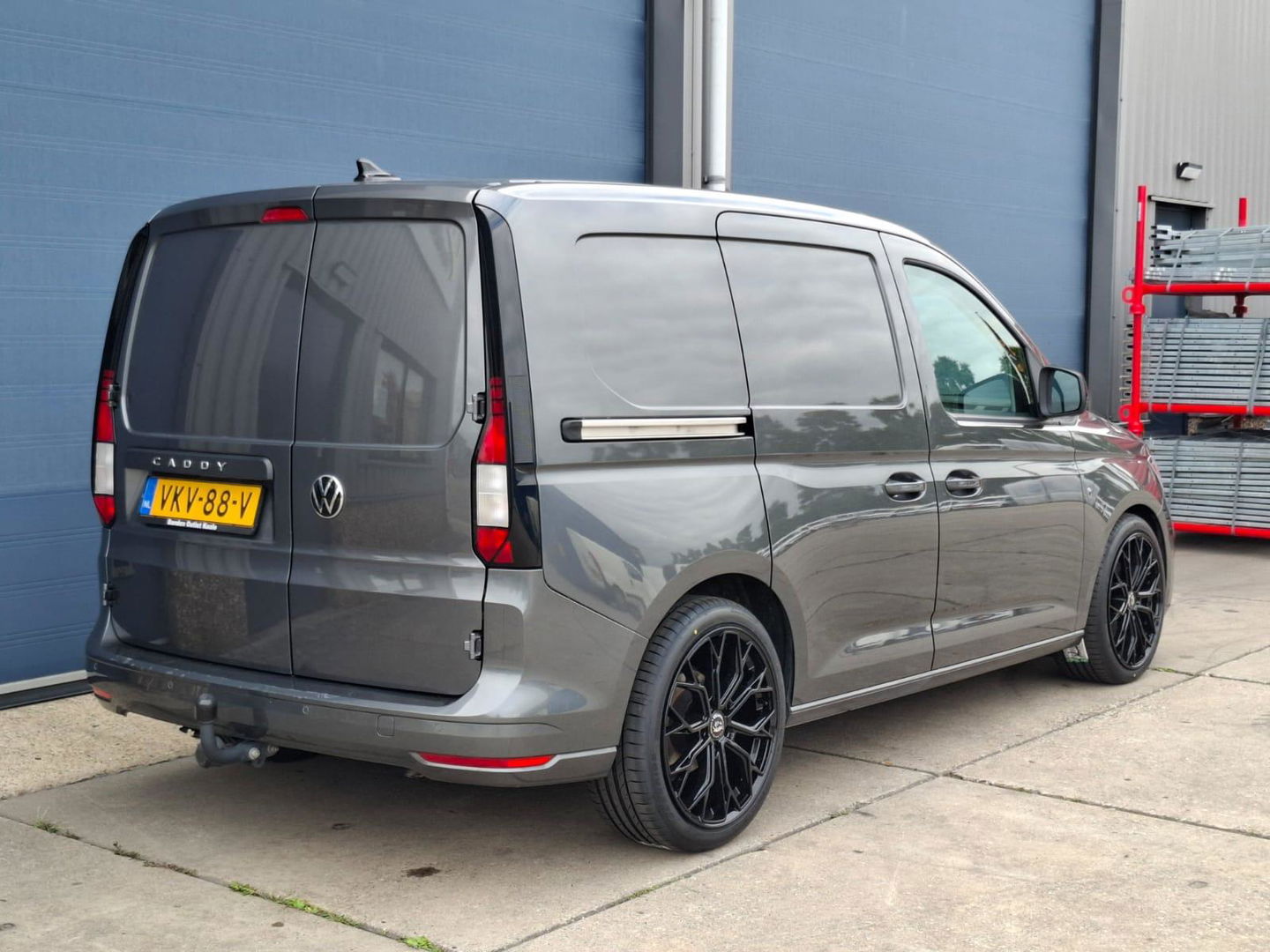 Volkswagen Caddy Cargo 2.0 TDI Style AUTOMAAT / CARPLAY / TREKHAAK / EURO 6 / N.A.P