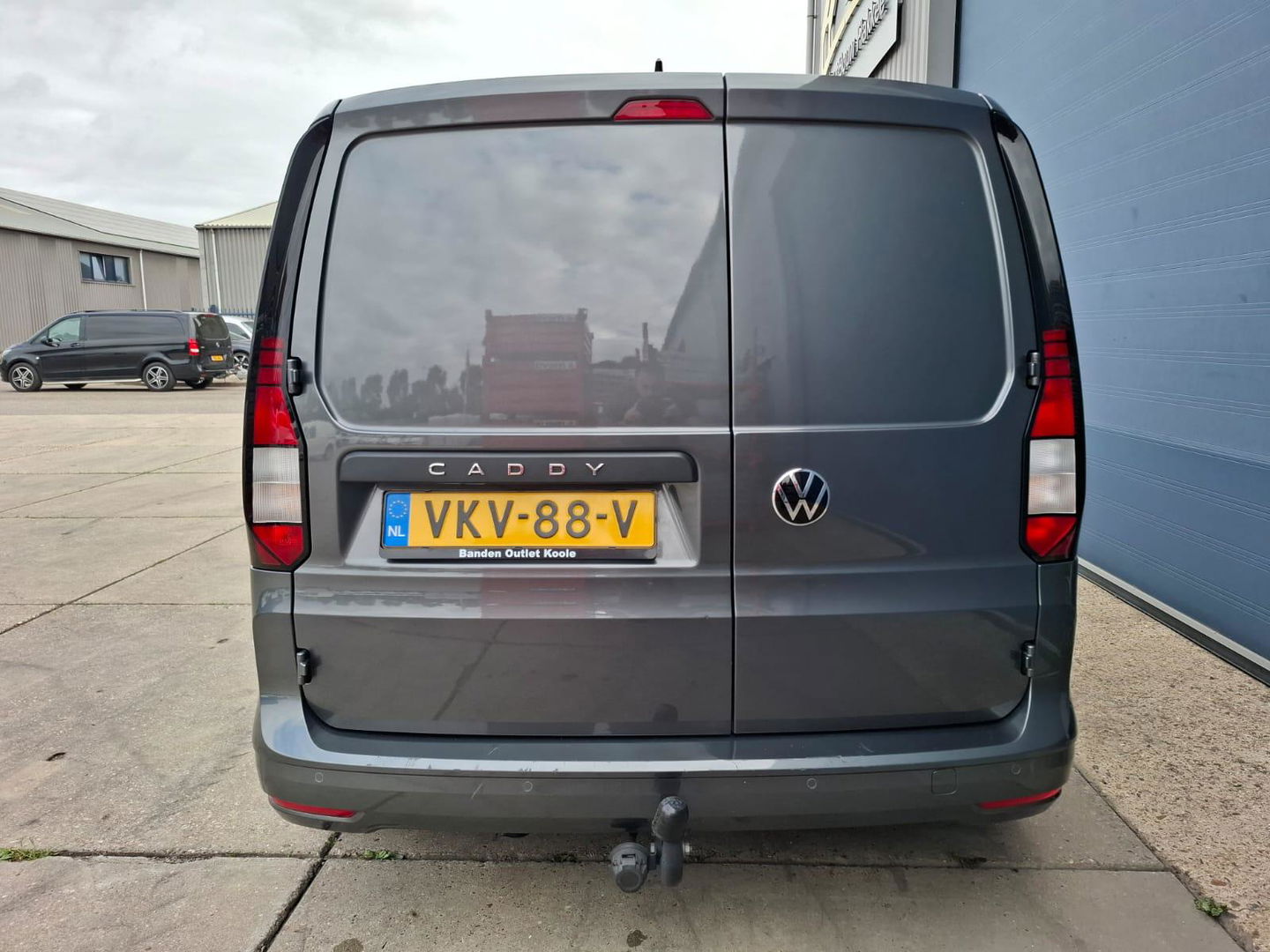 Volkswagen Caddy Cargo 2.0 TDI Style AUTOMAAT / CARPLAY / TREKHAAK / EURO 6 / N.A.P