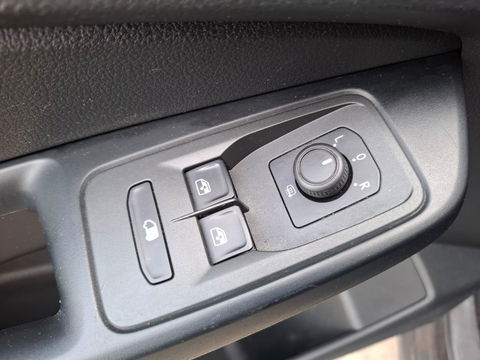 Volkswagen Caddy Cargo 2.0 TDI Style AUTOMAAT / CARPLAY / TREKHAAK / EURO 6 / N.A.P
