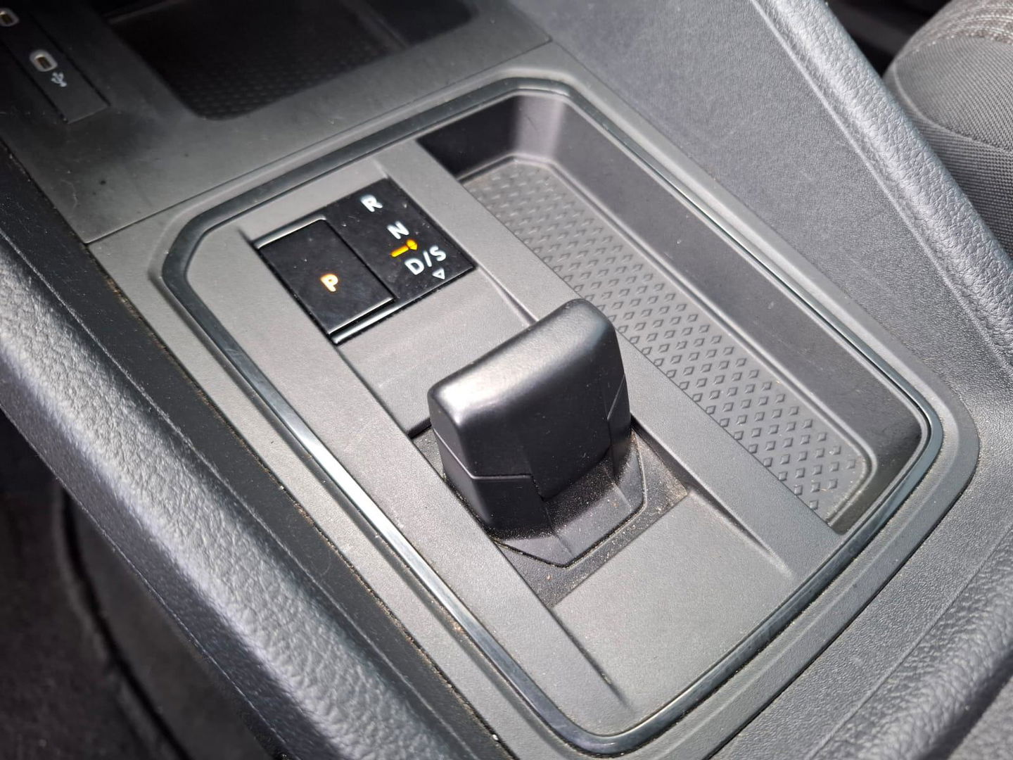 Volkswagen Caddy Cargo 2.0 TDI Style AUTOMAAT / CARPLAY / TREKHAAK / EURO 6 / N.A.P