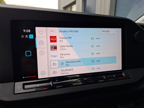 Volkswagen Caddy Cargo 2.0 TDI Style AUTOMAAT / CARPLAY / TREKHAAK / EURO 6 / N.A.P