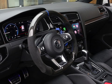 Volkswagen Golf TSI GTE 204PK / Pano / 2019 / LED / ACC