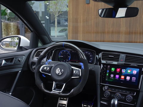 Volkswagen Golf TSI GTE 204PK / Pano / 2019 / LED / ACC