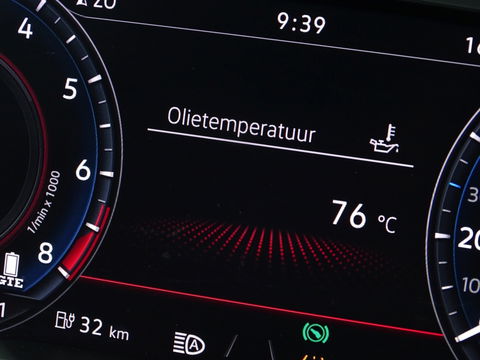 Volkswagen Golf TSI GTE 204PK / Pano / 2019 / LED / ACC