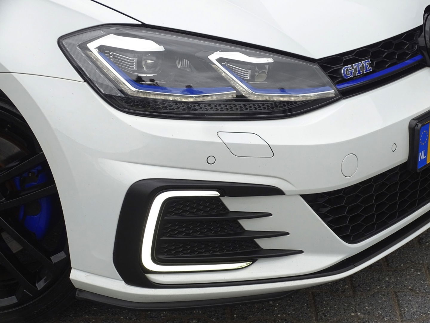 Volkswagen Golf TSI GTE 204PK / Pano / 2019 / LED / ACC