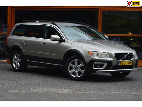 Volvo XC70 3.2 Summum | Dealer Onderhouden | Trekhaak 1800KG | Stoel verwarmd | Cruise |
