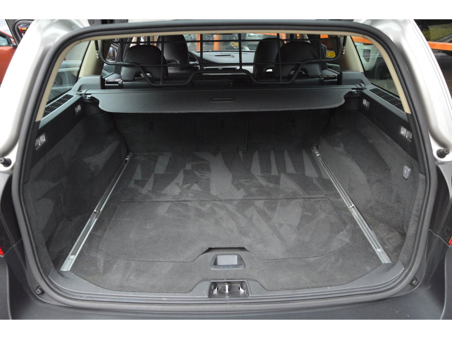 Volvo XC70 3.2 Summum | Dealer Onderhouden | Trekhaak 1800KG | Stoel verwarmd | Cruise |