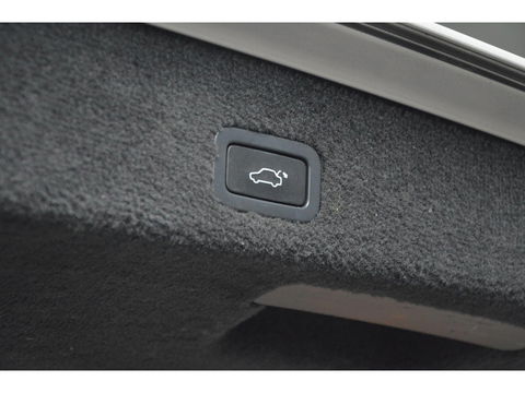 Volvo XC70 3.2 Summum | Dealer Onderhouden | Trekhaak 1800KG | Stoel verwarmd | Cruise |