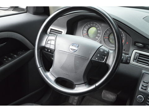 Volvo XC70 3.2 Summum | Dealer Onderhouden | Trekhaak 1800KG | Stoel verwarmd | Cruise |