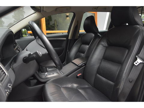 Volvo XC70 3.2 Summum | Dealer Onderhouden | Trekhaak 1800KG | Stoel verwarmd | Cruise |