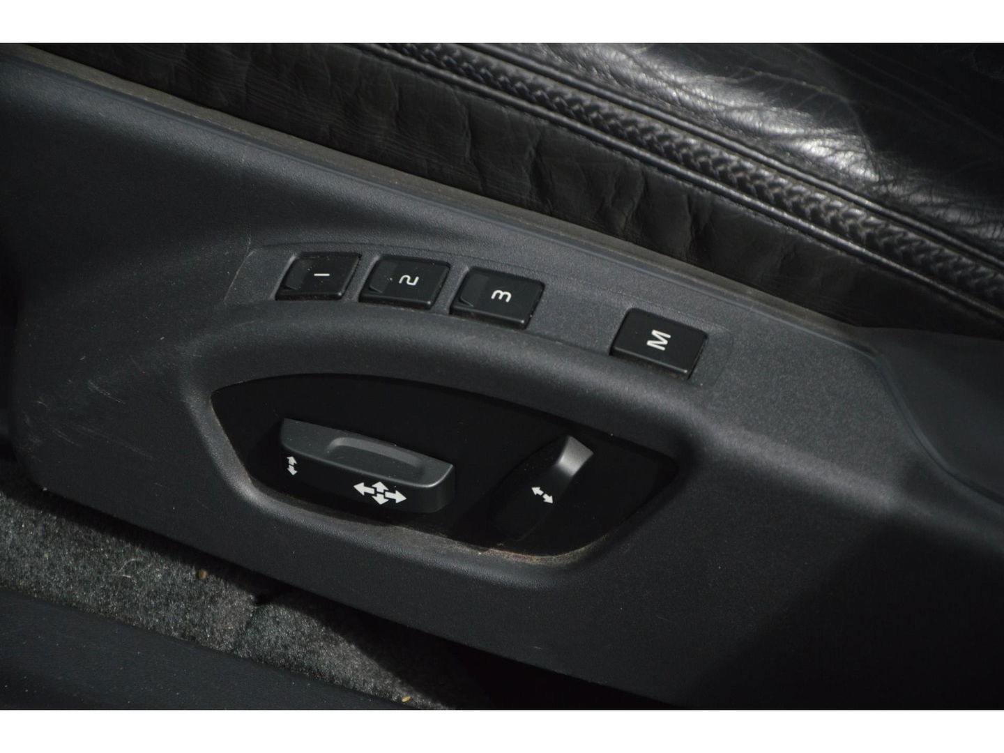 Volvo XC70 3.2 Summum | Dealer Onderhouden | Trekhaak 1800KG | Stoel verwarmd | Cruise |