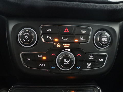 Jeep Compass 4xe 240 Plug-in Hybrid Elecrtic S | Stoelventilatie | Leder | Camera | Carplay | Keyless | Stoel & stuurverwarming | Navigatie | Xenon | 19'' lichtmetalen velgen | PHEV