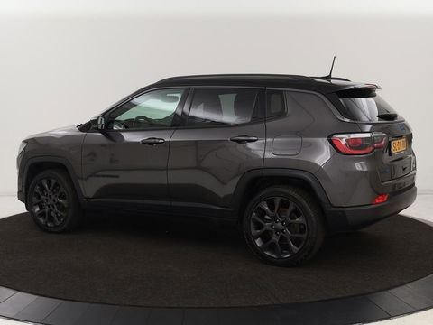 Jeep Compass 4xe 240 Plug-in Hybrid Elecrtic S | Stoelventilatie | Leder | Camera | Carplay | Keyless | Stoel & stuurverwarming | Navigatie | Xenon | 19'' lichtmetalen velgen | PHEV