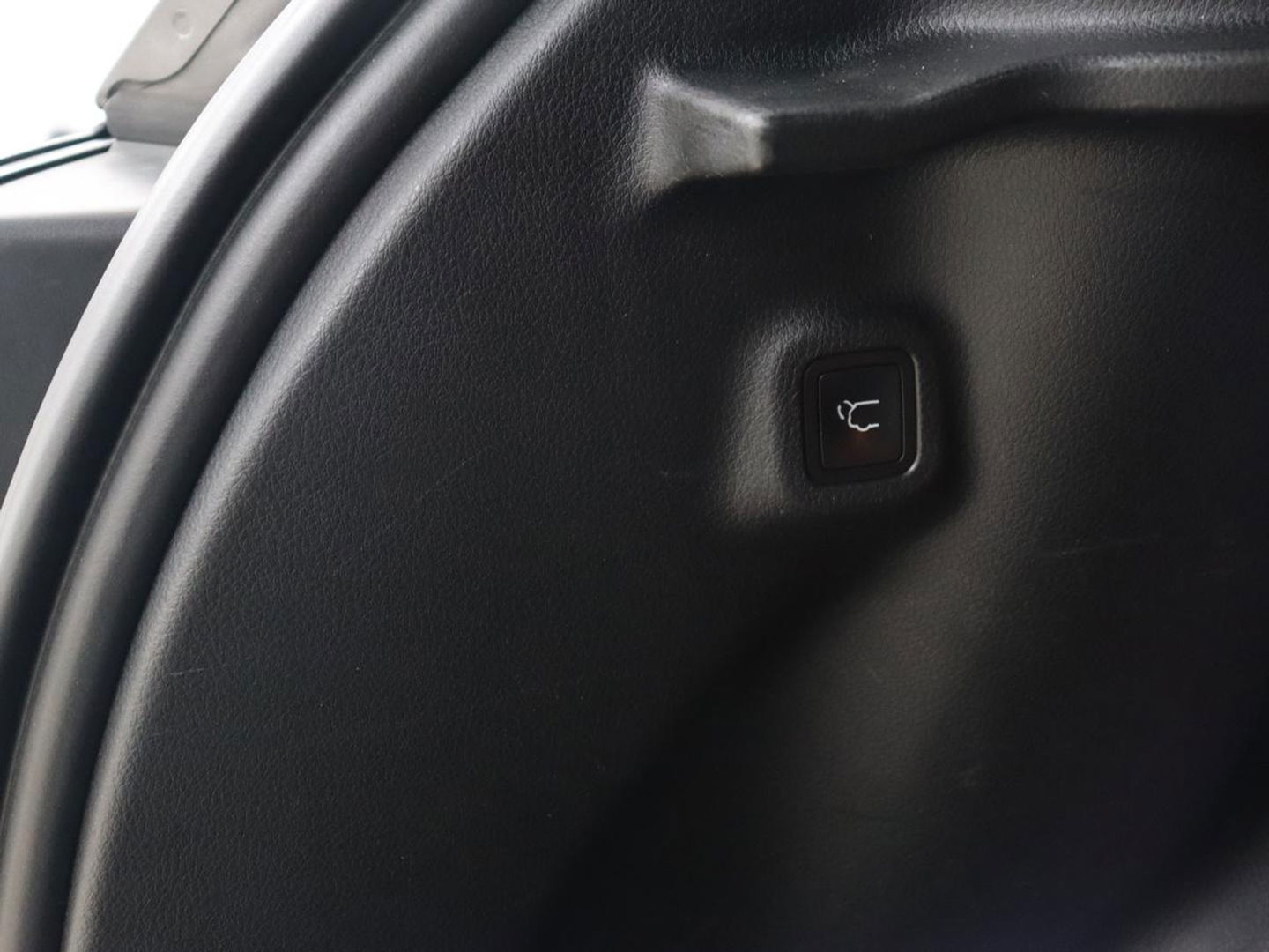Jeep Compass 4xe 240 Plug-in Hybrid Elecrtic S | Stoelventilatie | Leder | Camera | Carplay | Keyless | Stoel & stuurverwarming | Navigatie | Xenon | 19'' lichtmetalen velgen | PHEV