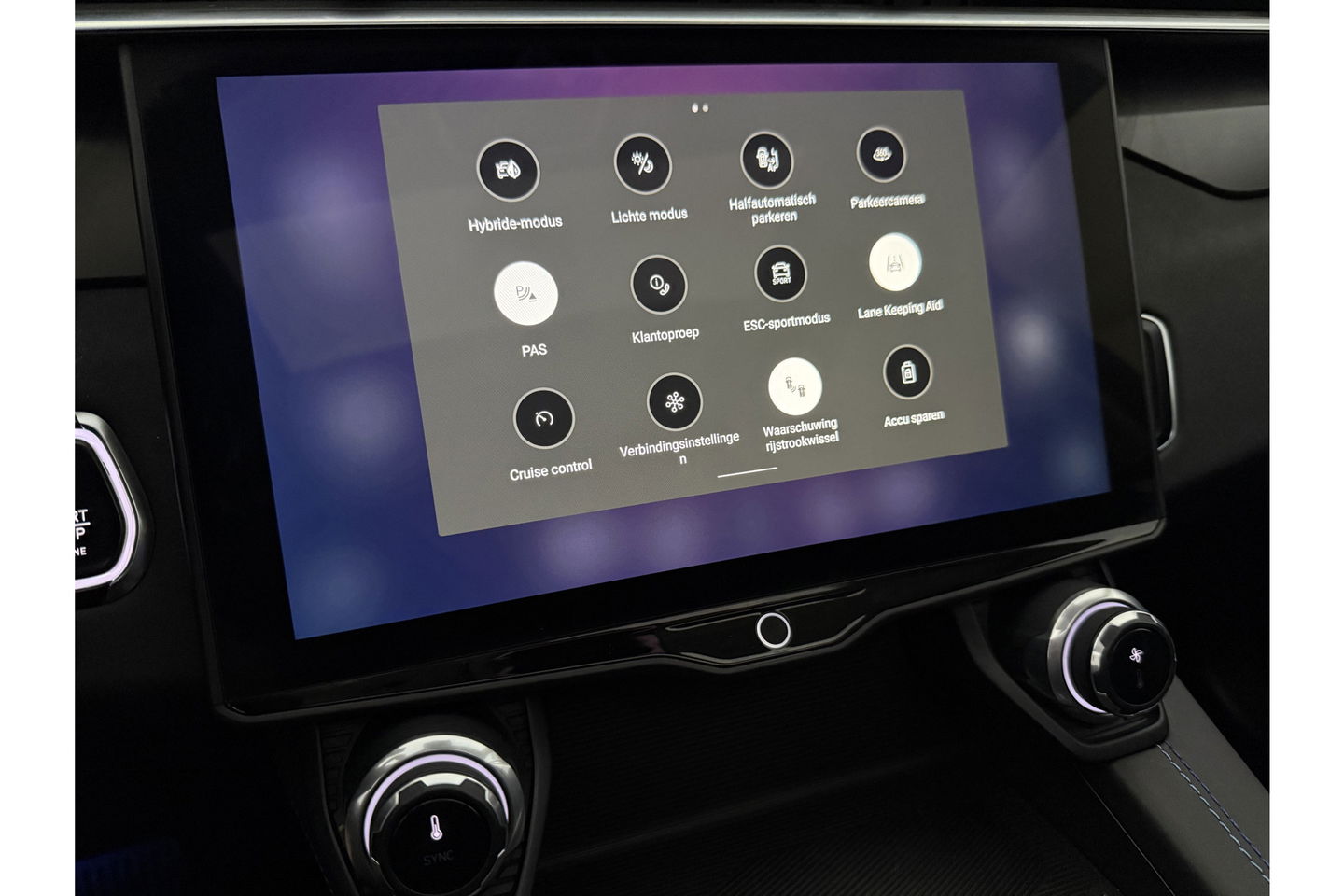Lynk Co 01 1.5 | Black Edition | 262PK 360 Camera Pano Sfeer Memory LED ACC Virtual Carplay Clima Navi PDC 20"LMV