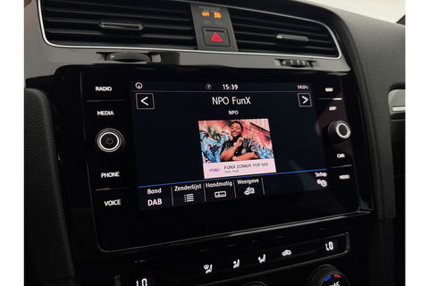 Volkswagen Golf 1.5 TSI R-line 150PK LED ACC Camera Carplay Clima Virtual Navi PDC 17"LMV