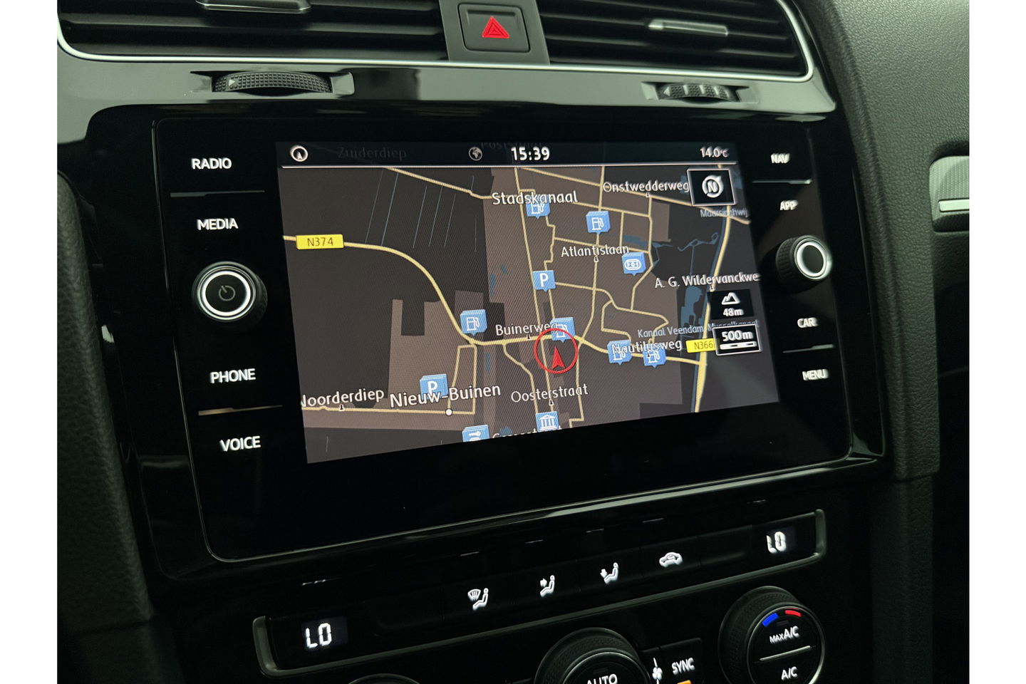 Volkswagen Golf 1.5 TSI R-line 150PK LED ACC Camera Carplay Clima Virtual Navi PDC 17"LMV