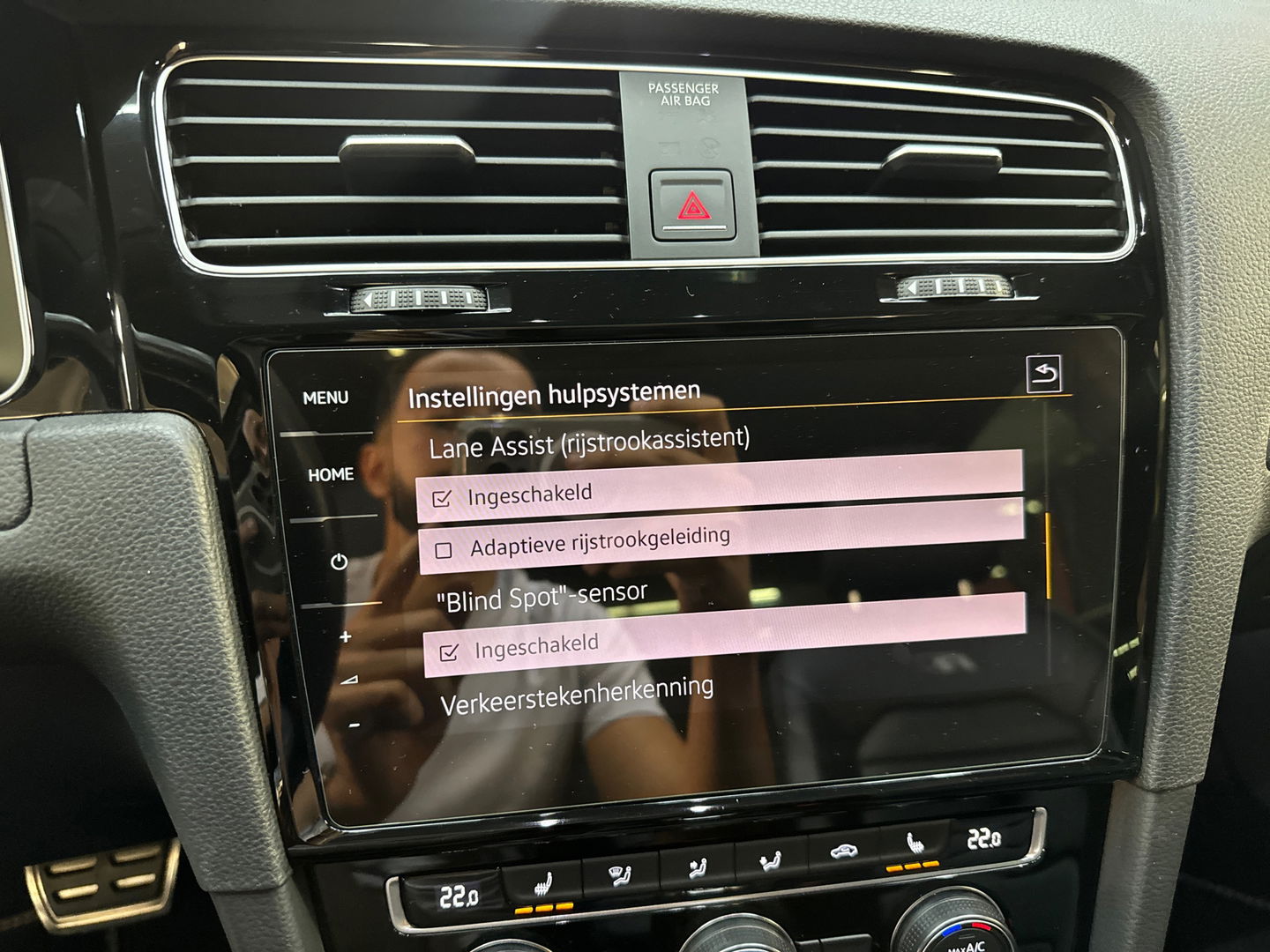Volkswagen Golf 1.5 TSI Highline R-Line Pano|Leer|Dyna|Keyless