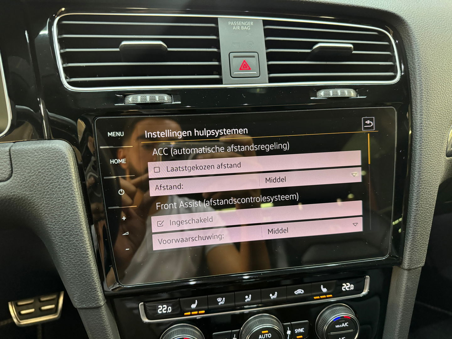 Volkswagen Golf 1.5 TSI Highline R-Line Pano|Leer|Dyna|Keyless