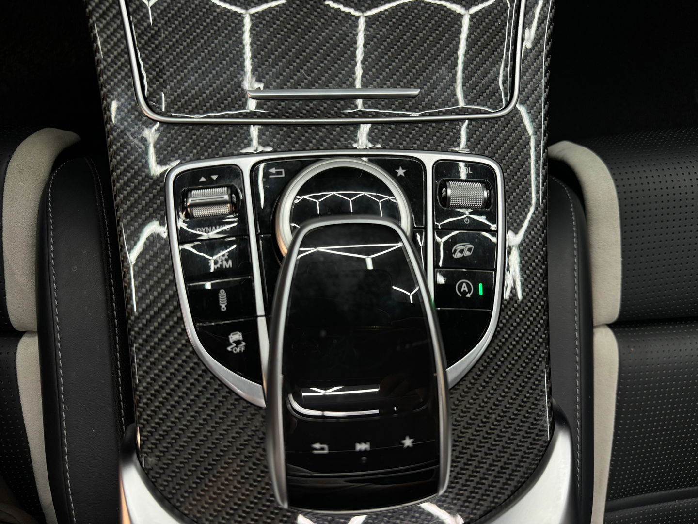 Mercedes-Benz C-Klasse AMG 63 S Pano|Kuip|Ceramic|HuD|360Cam