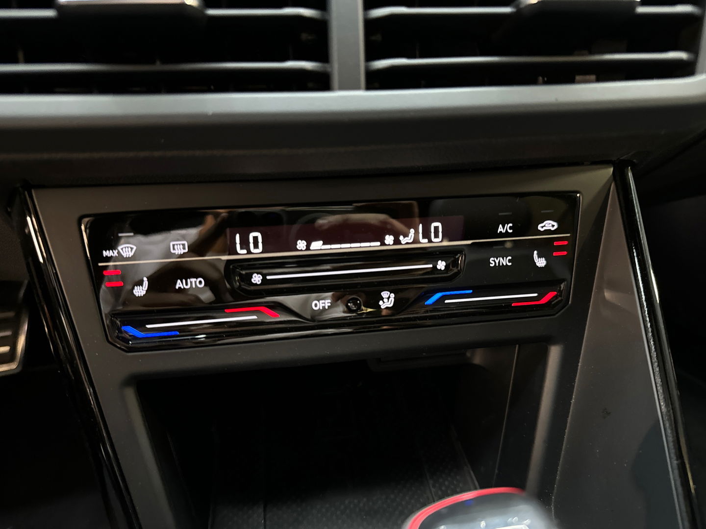Volkswagen Polo 2.0 TSI GTI Pano|Keyless|IQ|Beats|18”|VOL