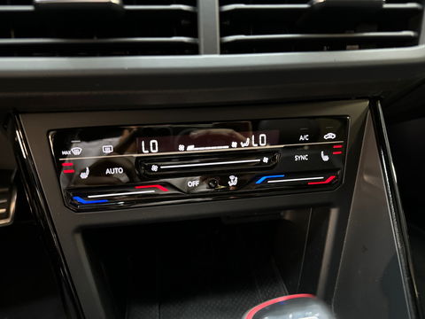 Volkswagen Polo 2.0 TSI GTI Pano|Keyless|IQ|Beats|18”|VOL
