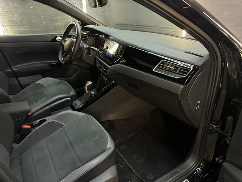 Volkswagen Polo 2.0 TSI GTI Pano|Keyless|IQ|Beats|18”|VOL