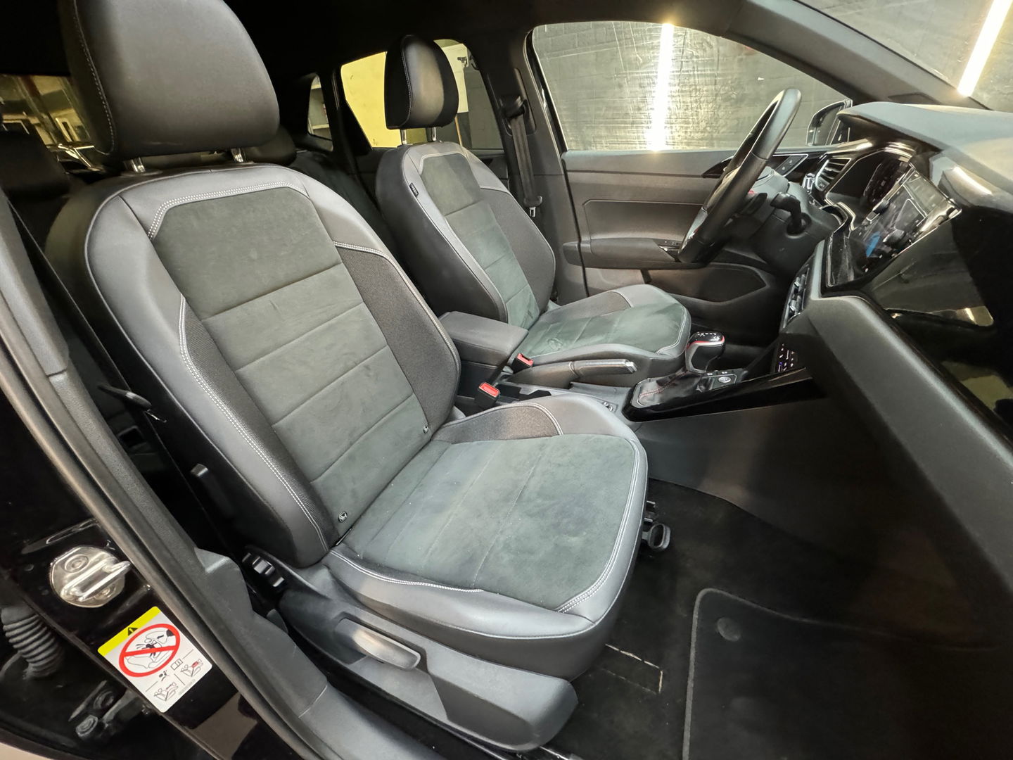 Volkswagen Polo 2.0 TSI GTI Pano|Keyless|IQ|Beats|18”|VOL