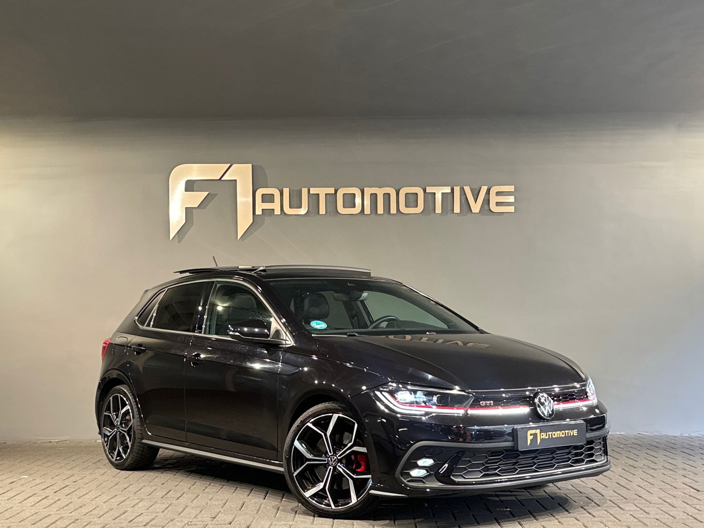 Volkswagen Polo 2.0 TSI GTI Pano|Keyless|IQ|Beats|18”|VOL