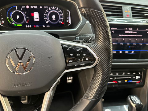 Volkswagen Tiguan 1.4 TSI eHybrid R-Line Pano|IQ|360C|Trekhaak