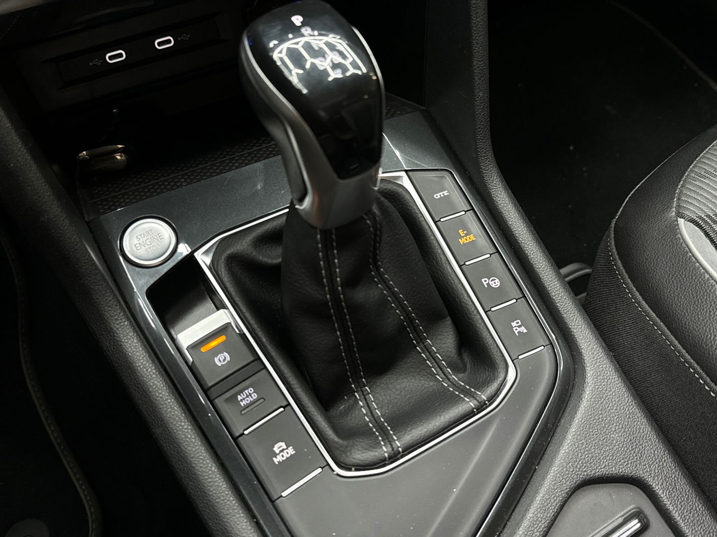 Volkswagen Tiguan 1.4 TSI eHybrid R-Line Pano|IQ|360C|Trekhaak