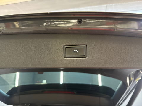 Volkswagen Tiguan 1.4 TSI eHybrid R-Line Pano|IQ|360C|Trekhaak