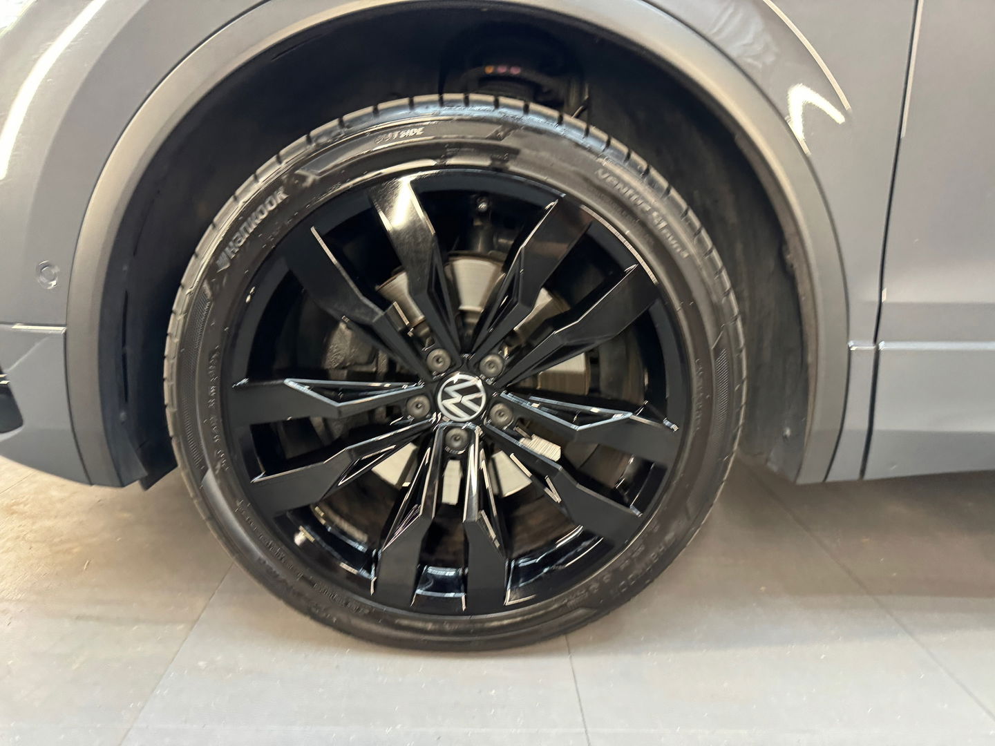 Volkswagen Tiguan 1.4 TSI eHybrid R-Line Pano|IQ|360C|Trekhaak