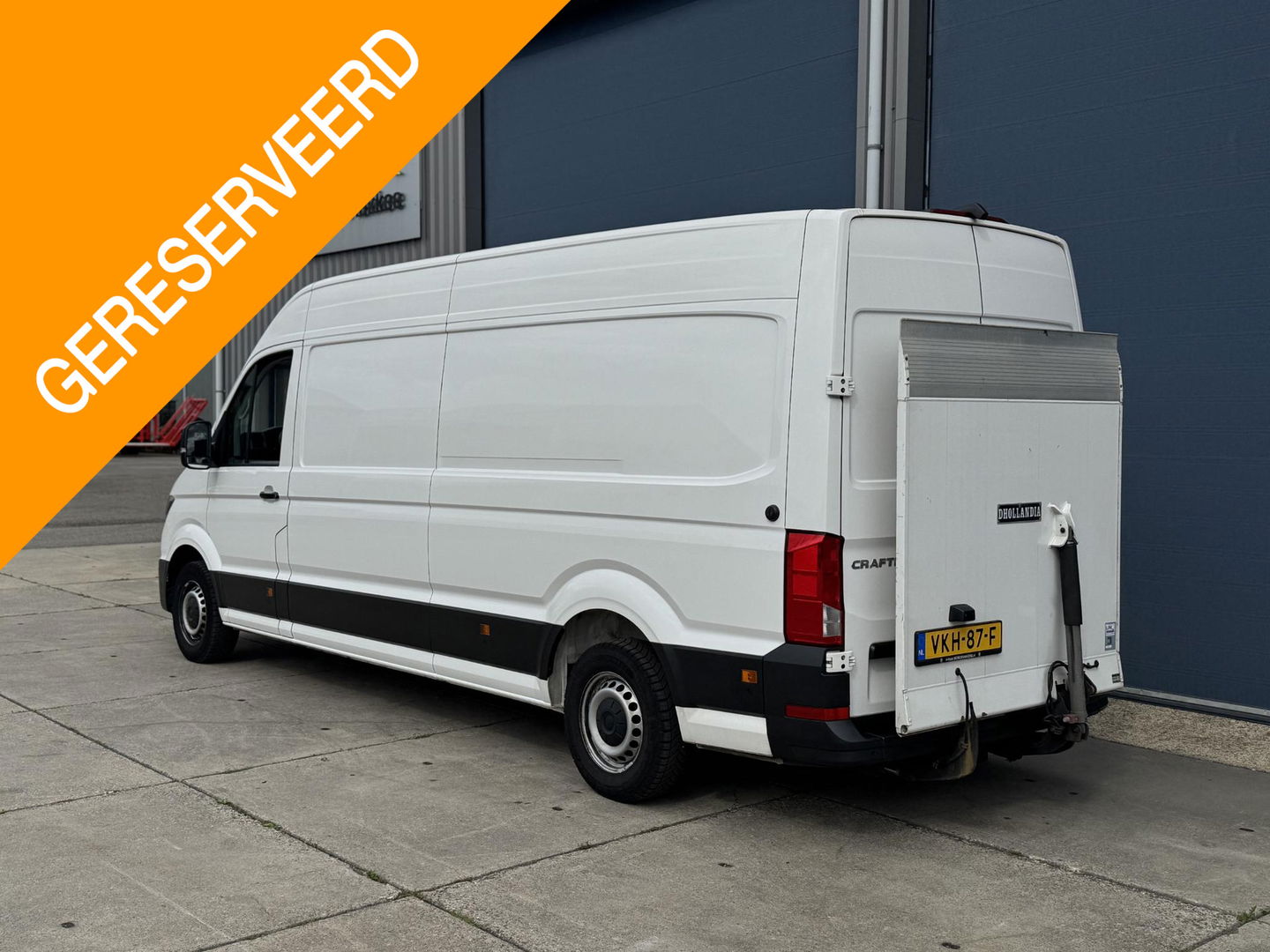Volkswagen Crafter 35 2.0 TDI L4H3 LAADKLEP / AUTOMAAT / CAMERA / NAVI / CARPLAY