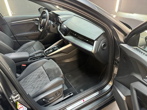 Audi A3 Sportback 40 TFSI e S Line Pano|B&O|Sfeer|RS Seats