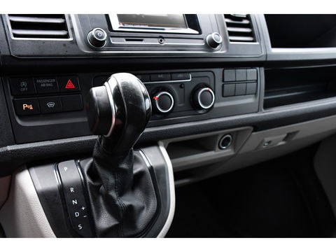 Volkswagen Transporter 2.0 TDI L1H1 Highline Adaptieve cruise, Sensoren 150PK, Automaat, Stoelverwarming, Airco, Trekhaak, Uniek!