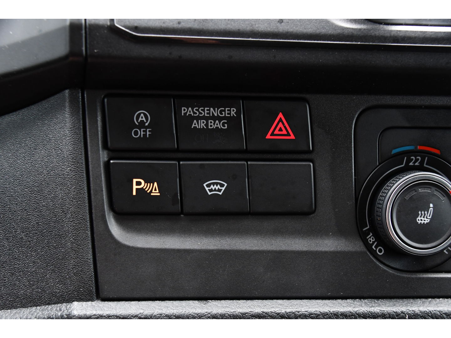 Volkswagen Transporter 2.0 TDI L1H1 Highline Adaptieve cruise, Sensoren 150PK, Automaat, Stoelverwarming, Airco, Trekhaak, Uniek!
