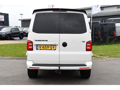 Volkswagen Transporter 2.0 TDI L1H1 Highline Adaptieve cruise, Sensoren 150PK, Automaat, Stoelverwarming, Airco, Trekhaak, Uniek!