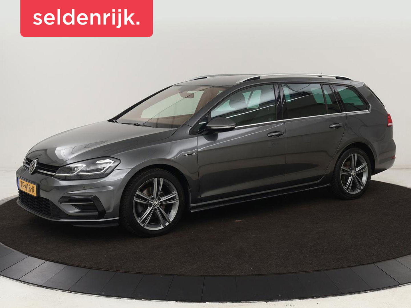 Volkswagen Golf 2.0 TDI R Line | Full LED | Adaptive cruise | Carplay | Sportstoelen | Virtual Cockpit | Verwarmde voorruit | Navigatie | Parkeerhulp