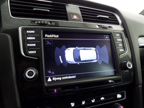 Volkswagen Golf 1.4 TSI GTE "Origineel NL!" Apple-Carplay Camera 18"Pretoria Full-LED Navigatie Parkeersens, in ZEER nette staat!