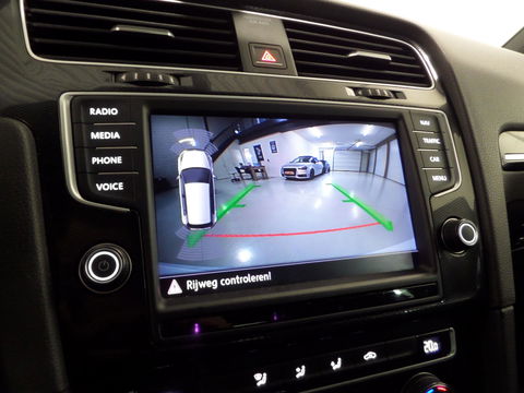 Volkswagen Golf 1.4 TSI GTE "Origineel NL!" Apple-Carplay Camera 18"Pretoria Full-LED Navigatie Parkeersens, in ZEER nette staat!