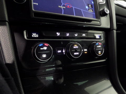 Volkswagen Golf 1.4 TSI GTE "Origineel NL!" Apple-Carplay Camera 18"Pretoria Full-LED Navigatie Parkeersens, in ZEER nette staat!