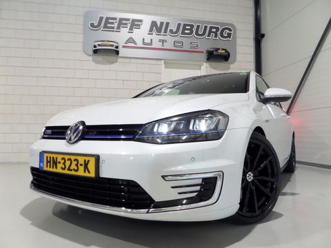 Volkswagen Golf 1.4 TSI GTE "Origineel NL!" Apple-Carplay Camera 18"Pretoria Full-LED Navigatie Parkeersens, in ZEER nette staat!