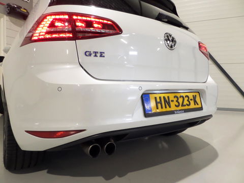 Volkswagen Golf 1.4 TSI GTE "Origineel NL!" Apple-Carplay Camera 18"Pretoria Full-LED Navigatie Parkeersens, in ZEER nette staat!