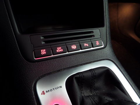 Volkswagen Tiguan 2.0 TSI DSG Track&Field 4Motion "Origineel NL!" 1e eigenaar! Automaat! Trekhaak Youngtimer Navigatie Camera 19"