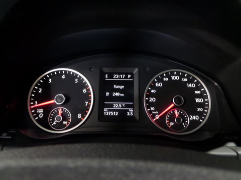 Volkswagen Tiguan 2.0 TSI DSG Track&Field 4Motion "Origineel NL!" 1e eigenaar! Automaat! Trekhaak Youngtimer Navigatie Camera 19"