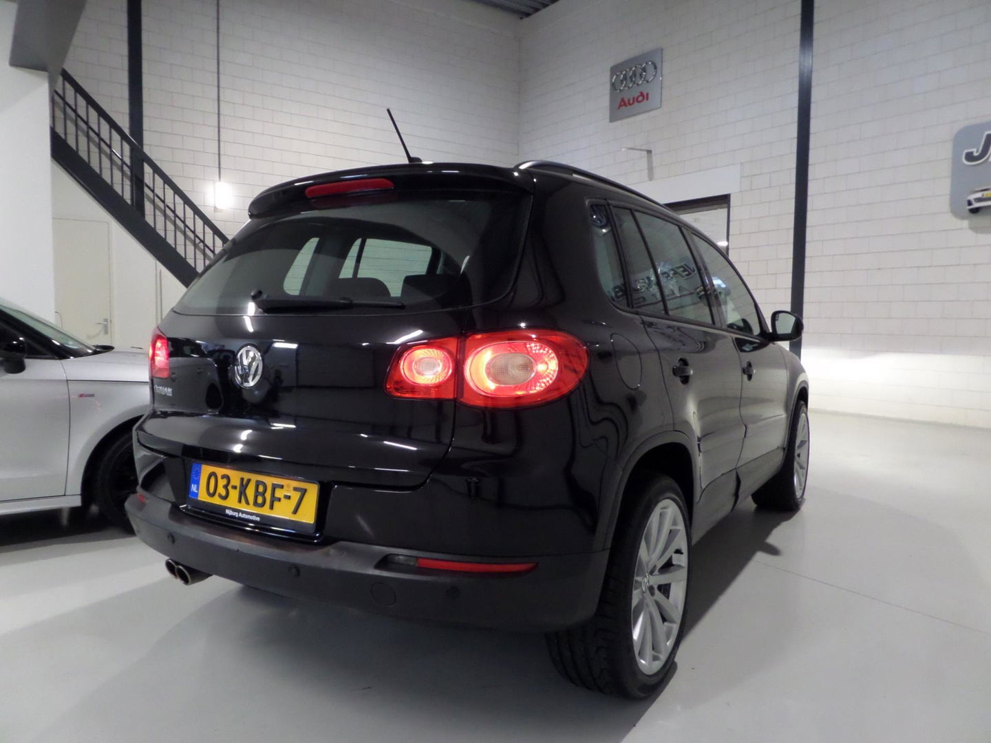 Volkswagen Tiguan 2.0 TSI DSG Track&Field 4Motion "Origineel NL!" 1e eigenaar! Automaat! Trekhaak Youngtimer Navigatie Camera 19"