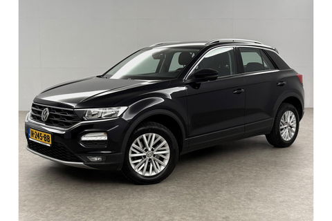 Volkswagen T-Roc TSI Style Business Camera Carplay LED Trekhaak Adaptive-Cruise Clima Navi PDC 16"LMV