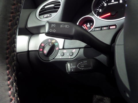 Audi A4 Cabriolet 2.0 TFSI S-Line "Automaat" Leer Xenon Stoelverwarming Bose Cruise-control Youngtimer in uniek mooie staat!