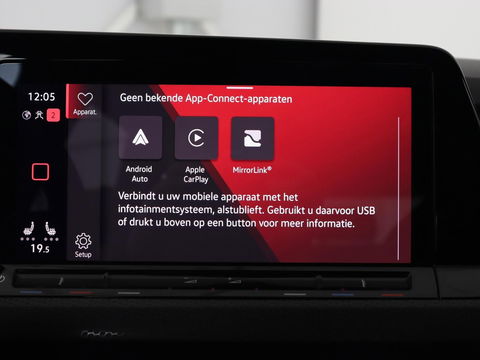 Volkswagen Golf 2.0 TSI GTI Clubsport | 300pk | Stoel & stuurverwarming | Carplay | Sfeerverlichting | LED Plus | Sportstoelen | Parkeerhulp | Digital Cockpit | Climate control